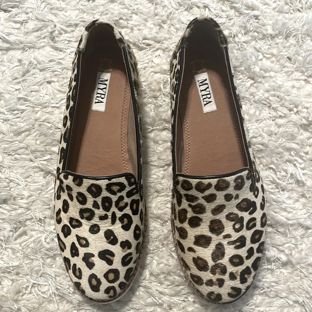 Myra Bag Women’s Slip On Sneakers Size 9 Leopard AIRY CASUAL Genuine Cowhide
